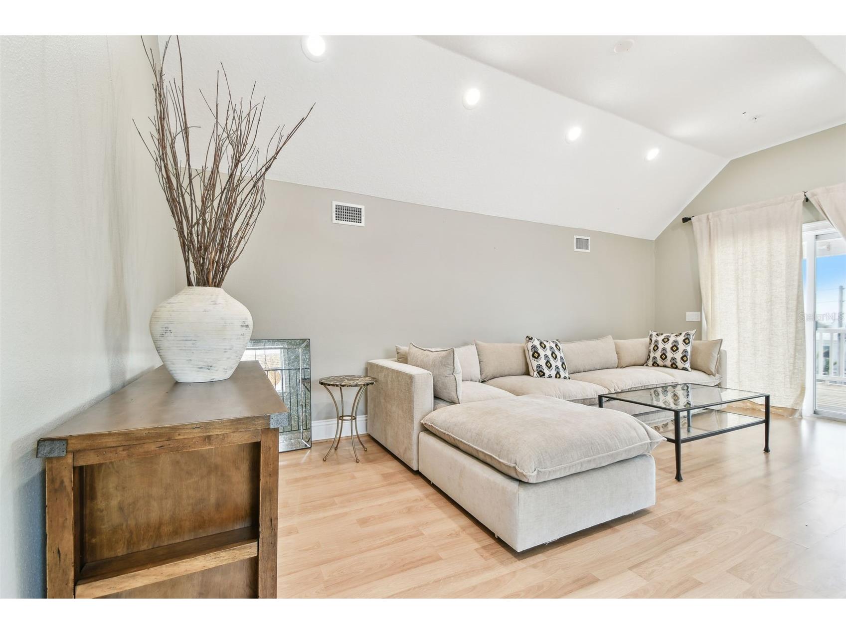 16033 Gulf Boulevard Redington Beach FL 33708 TB8381542 image63