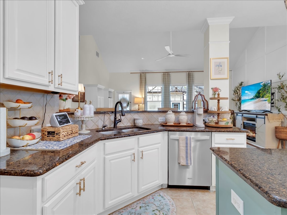 16033 Mulberrypark Circle Lithia FL 33547 L4961908 image18