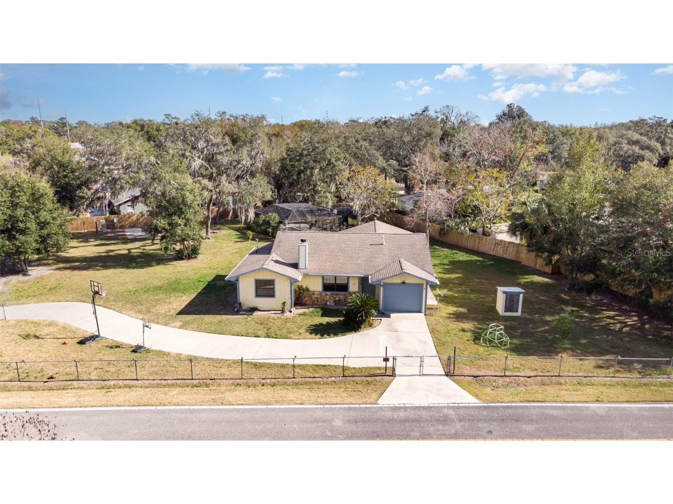 16036 3rd Street Umatilla FL 32784 O6273523 image1