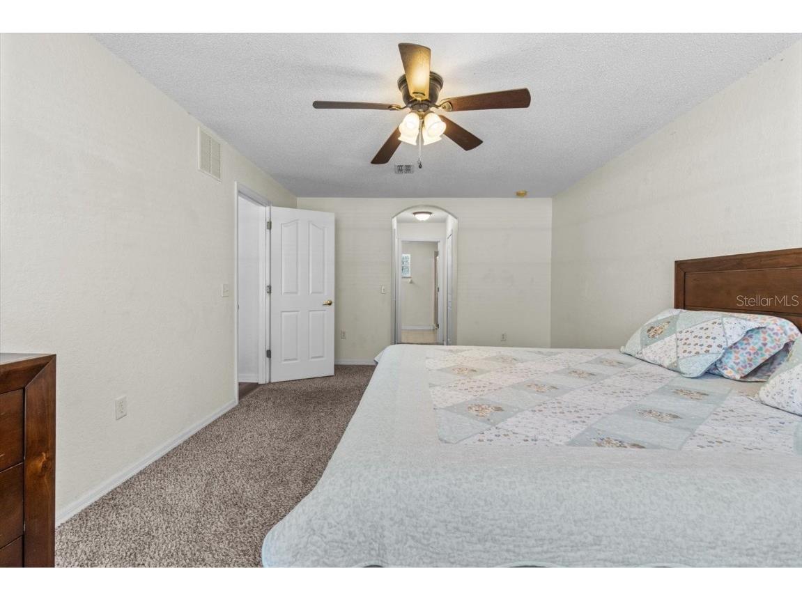 16038 Malden Road Weeki Wachee FL 34614 C7512488 image17