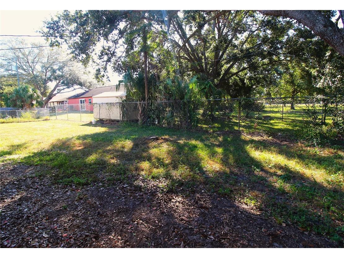 1604 27th Avenue E Bradenton FL 34208 A4659738 image17