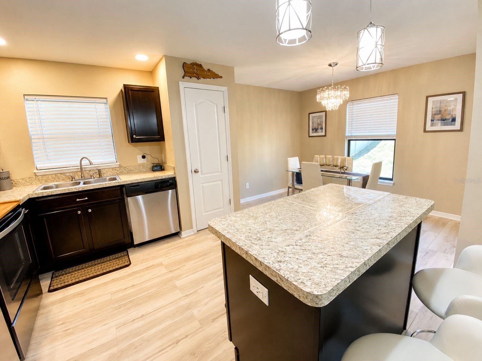 1604 Ellington Drive Dundee FL 33838 V4948976 image5