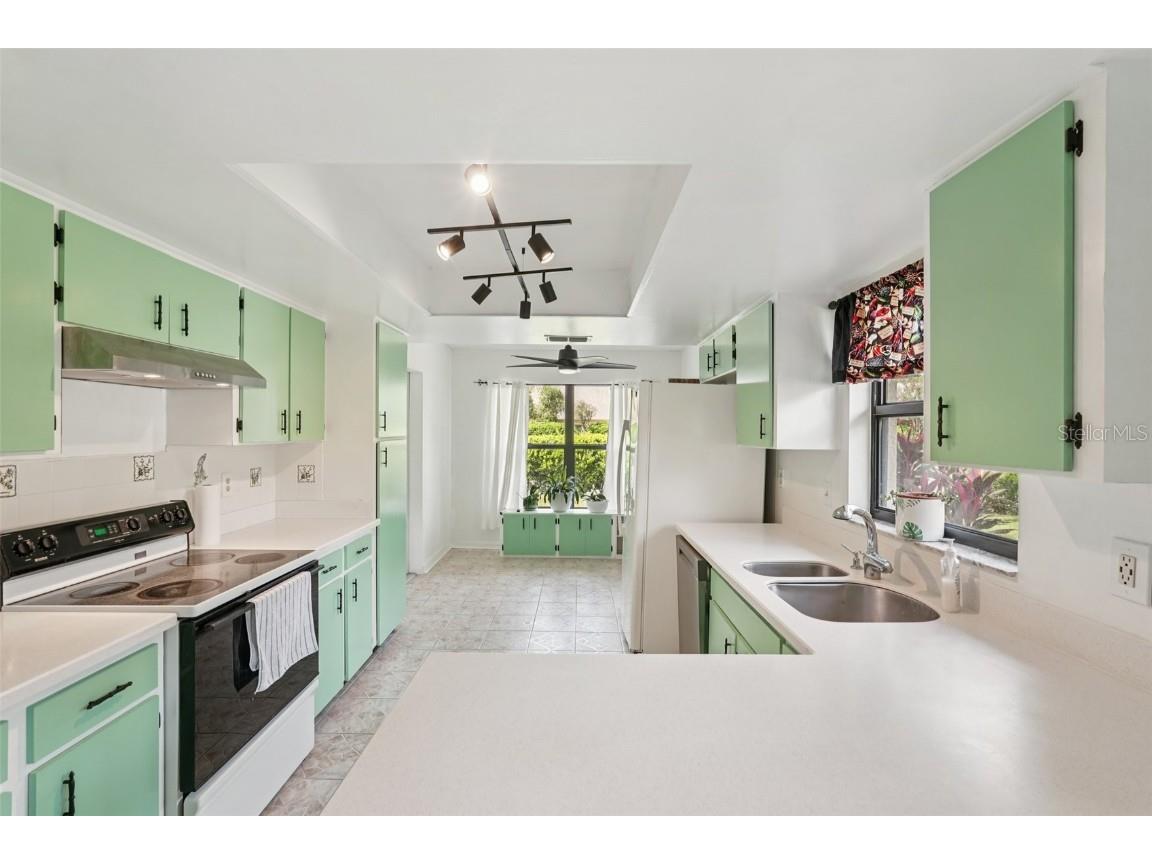 1604 Leland Drive Sun City Center FL 33573 TB8427797 image9