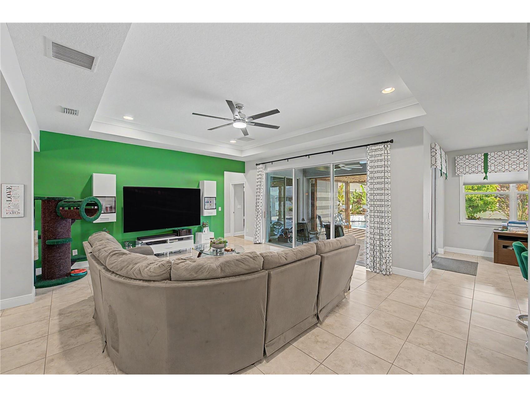 1604 Main Street Valrico FL 33594 TB8529125 image9