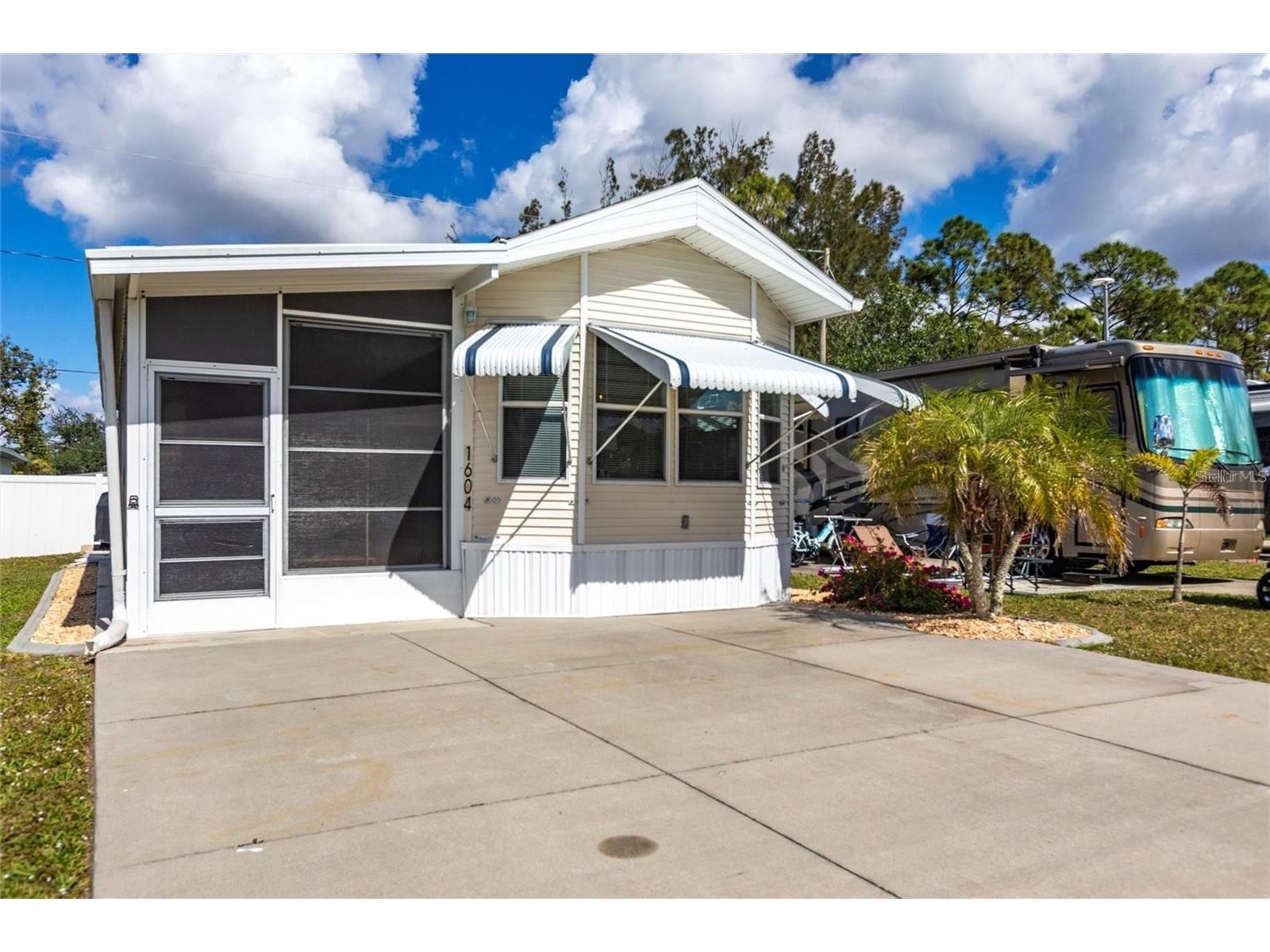 1604 N Manatee Loop Punta Gorda FL 33950 C7522127 image2