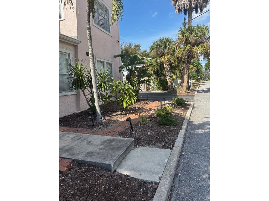 1604 N Osceola Avenue Clearwater FL 33755 TB8440899 image7