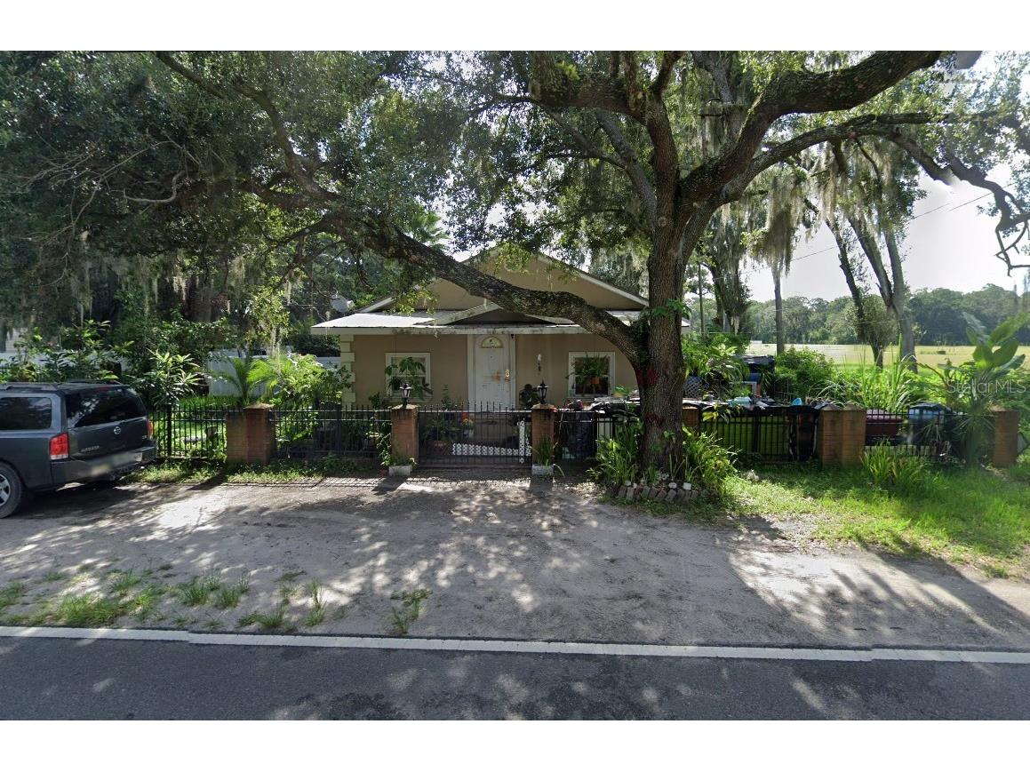 1604 N Shannon Avenue Plant City FL 33563 T3513079 image1