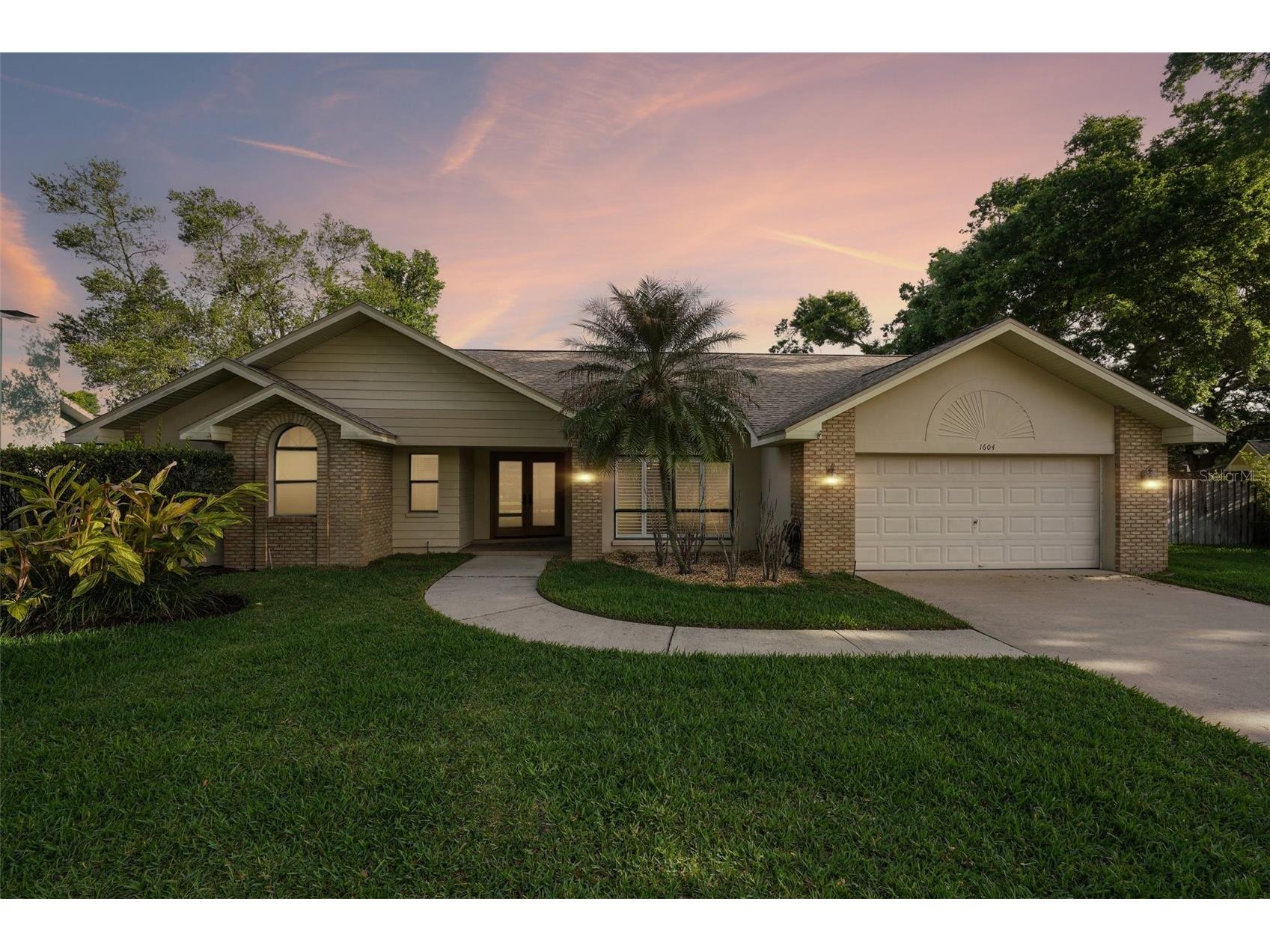 1604 Palace Court Valrico FL 33594 TB8476890 image1