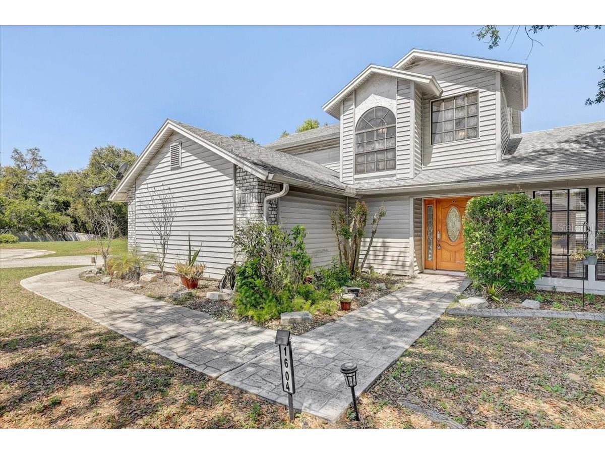 1604 Southwind Drive Brandon FL 33510 TB8488761 image2