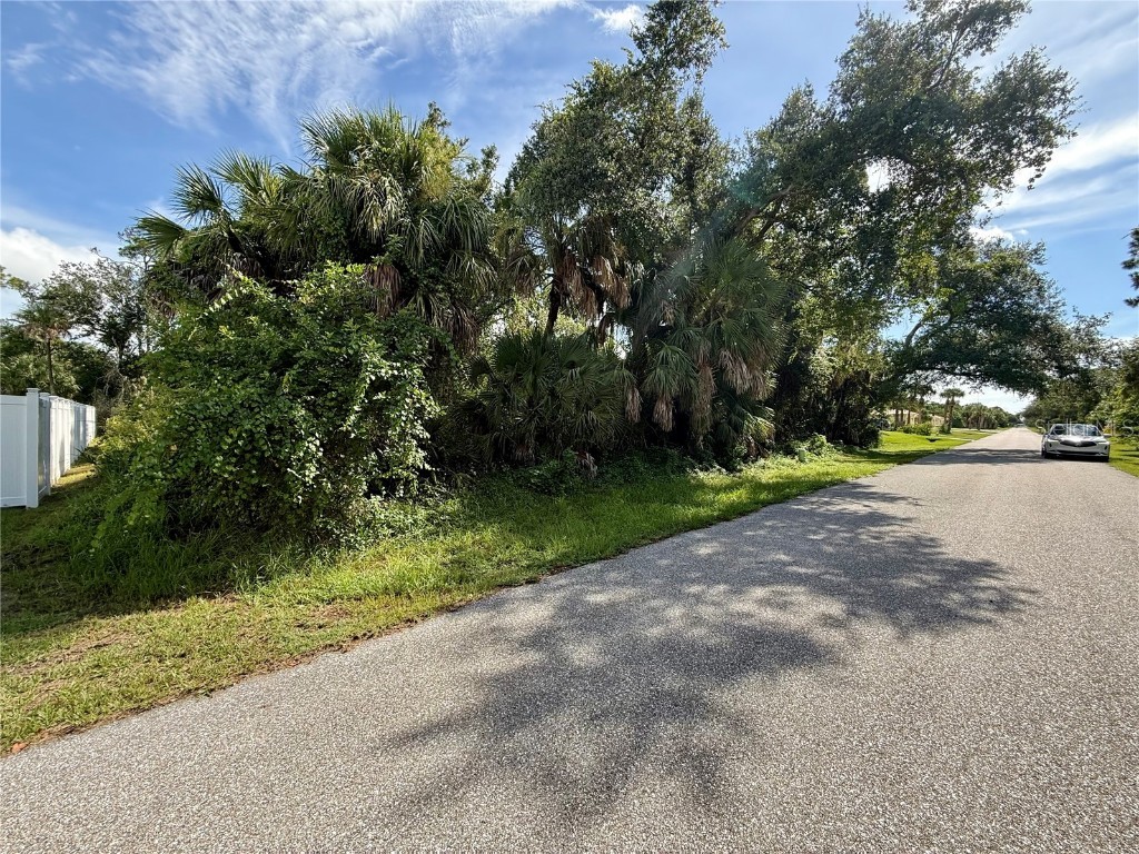 16046 Galena Ave Port Charlotte FL 33954 C7513402 image2