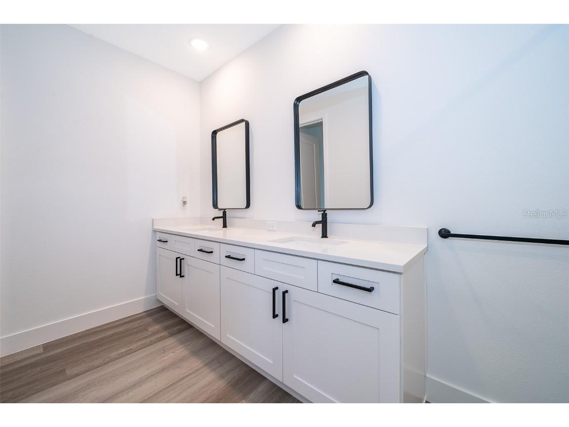 16046 Volterra Point Montverde FL 34756 O6332198 image35