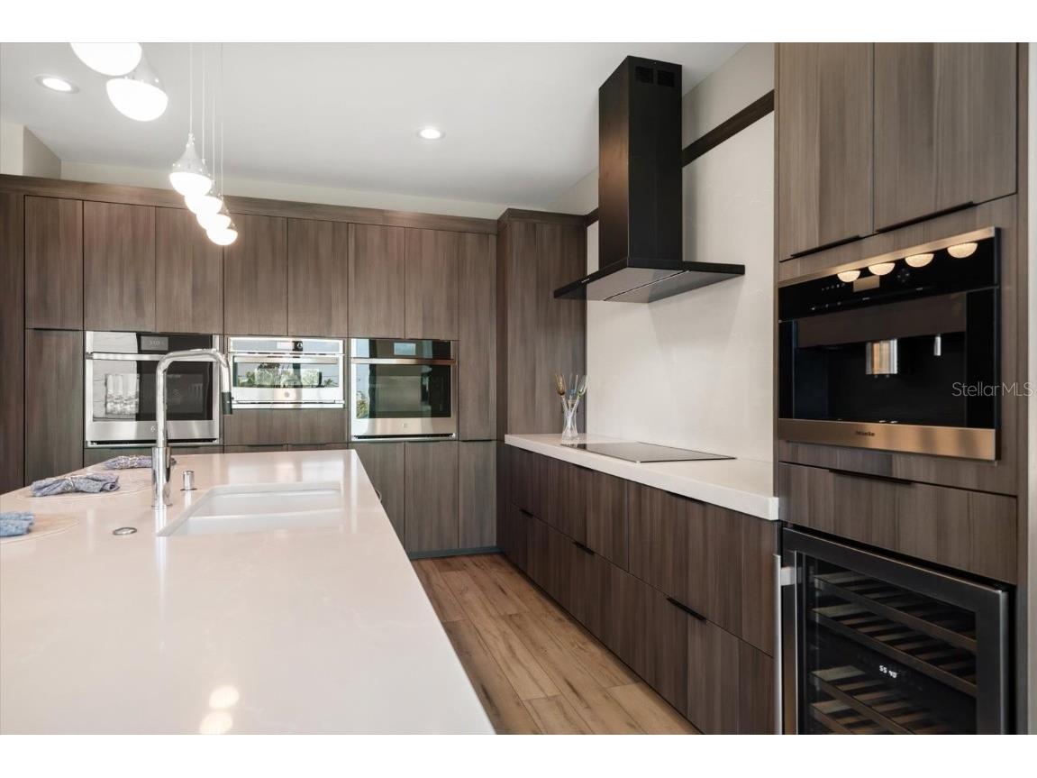 16047 Redington Drive Redington Beach FL 33708 - INTRACOASTAL TB8389846 image18