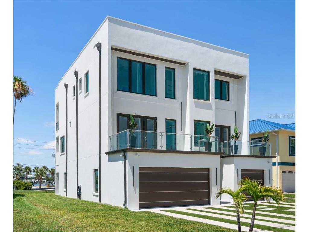 16047 Redington Drive Redington Beach FL 33708 - INTRACOASTAL TB8389846 image2