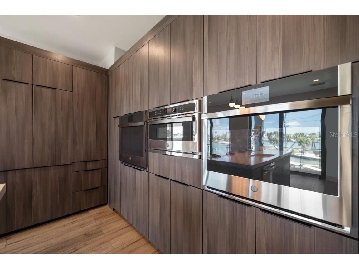 16047 Redington Drive Redington Beach FL 33708 - INTRACOASTAL TB8389846 image21