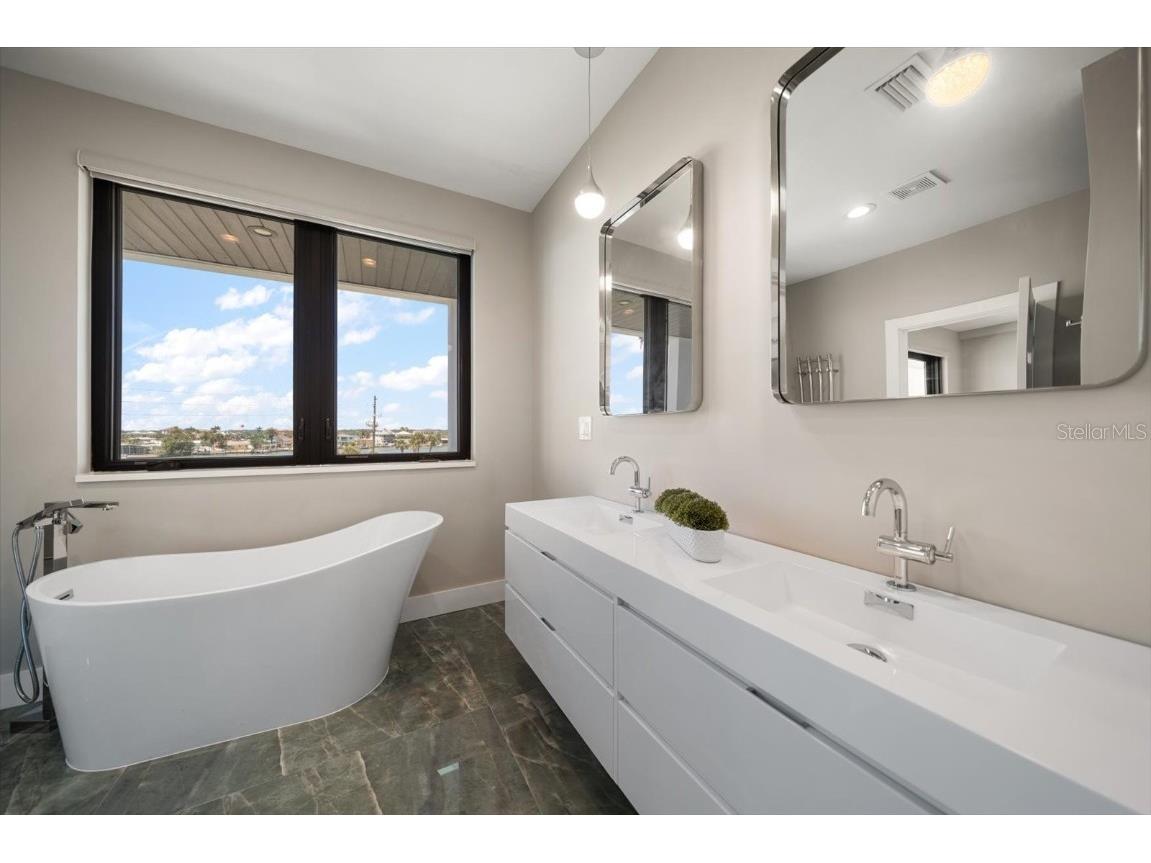 16047 Redington Drive Redington Beach FL 33708 - INTRACOASTAL TB8389846 image45