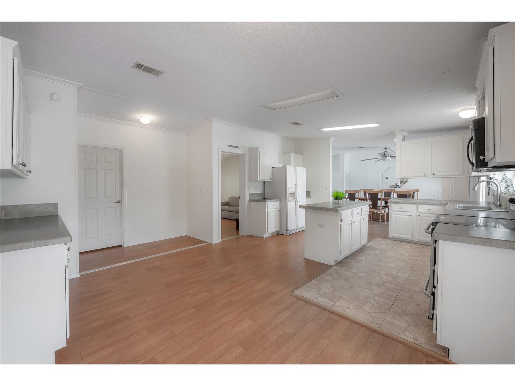 16048 Brookridge Boulevard Brooksville FL 34613 TB8520026 image16