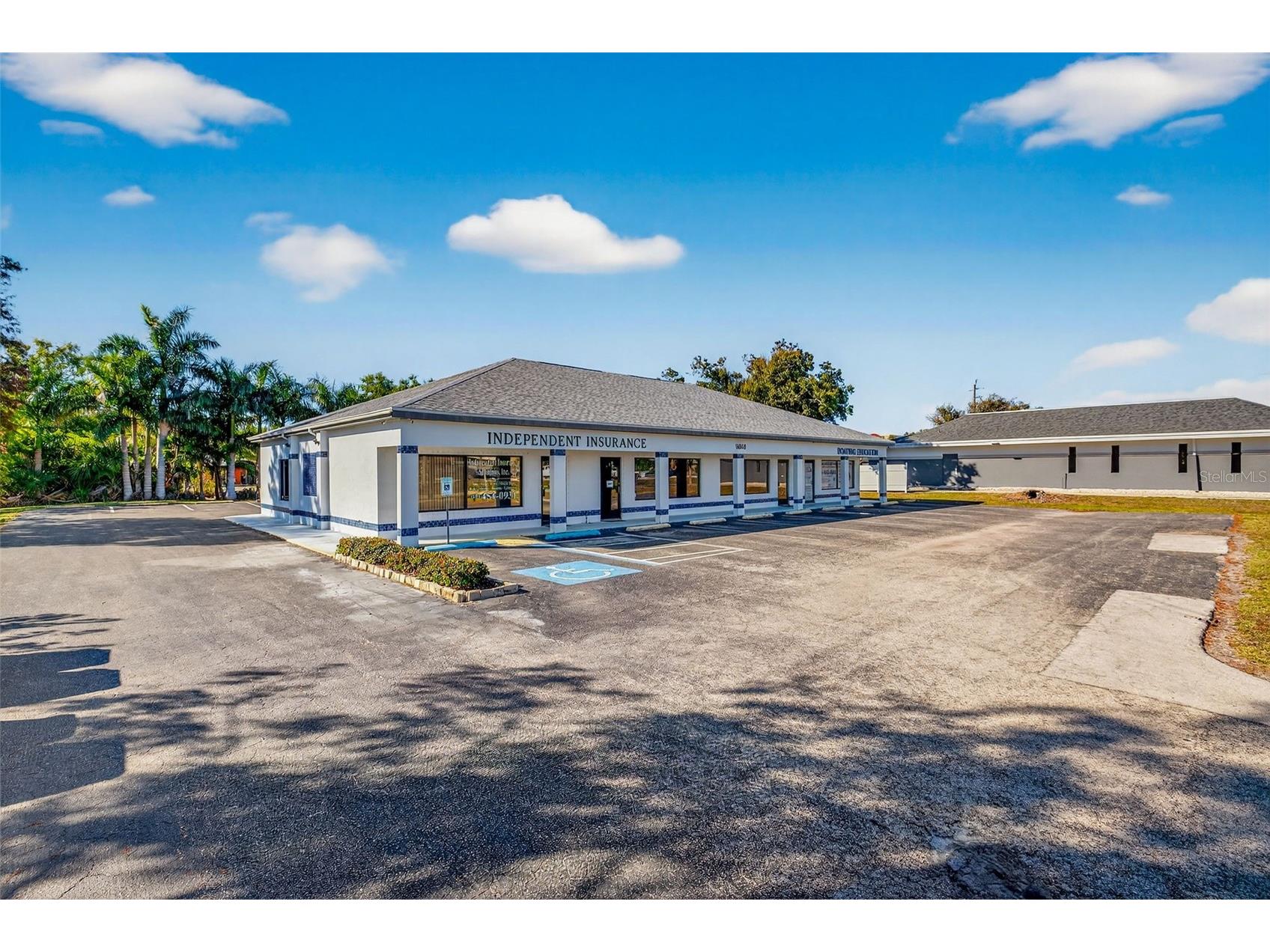 16048 San Carlos Boulevard Fort Myers FL 33908 TB8465379 image2