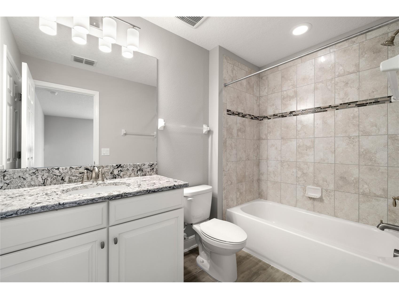 16049 Sonoma Grove Circle Tampa FL 33647 TB8514538 image24