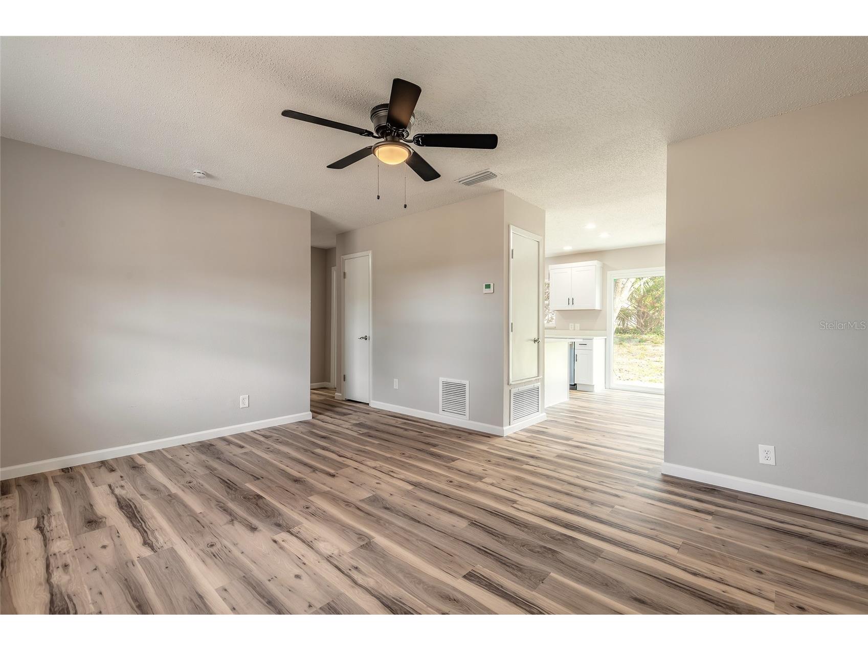 1605 Bradford Road Edgewater FL 32132 V4946547 image4