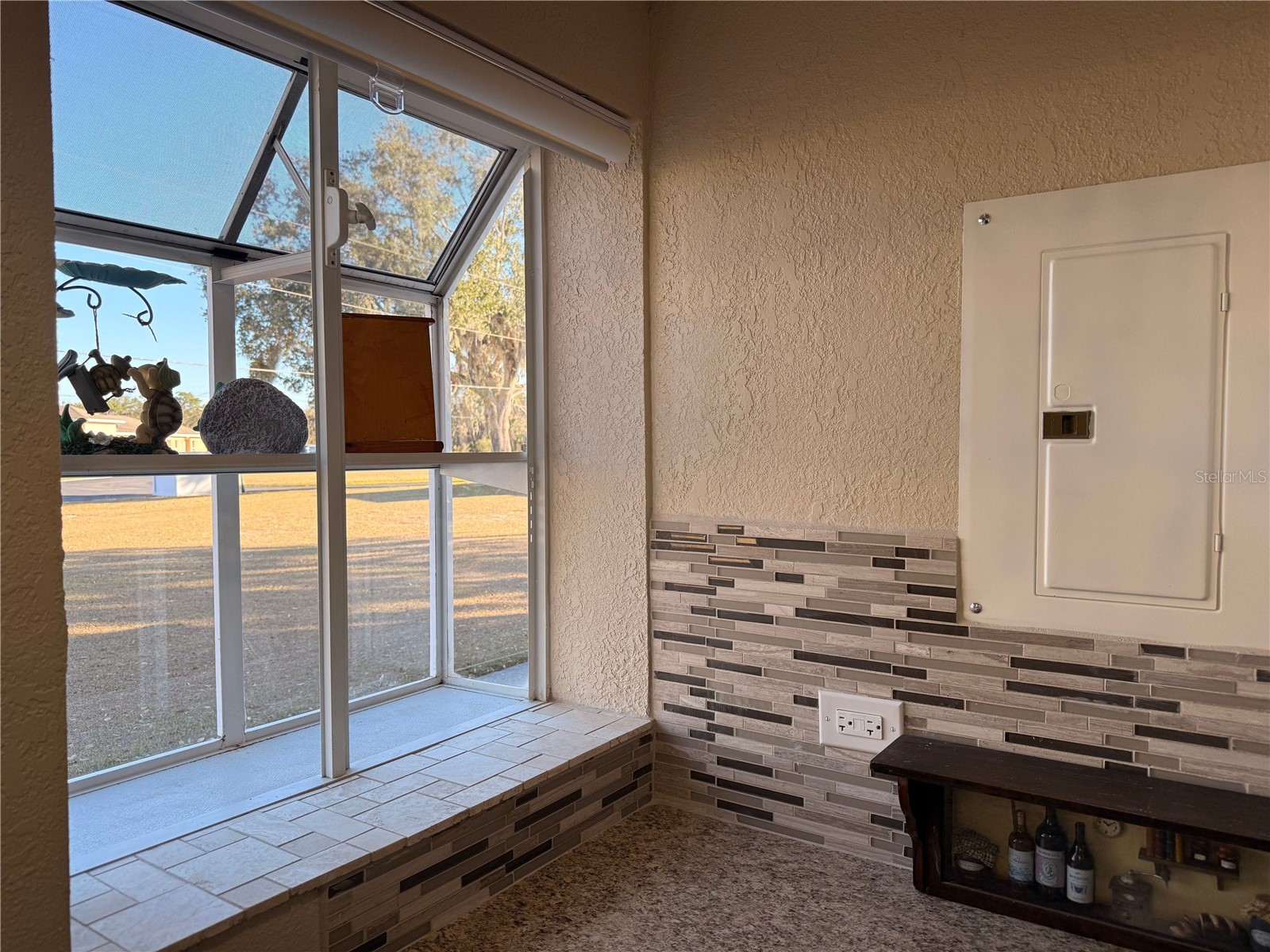 1605 Club Circle #1605 Lakeshore FL 33854 K4903309 image8