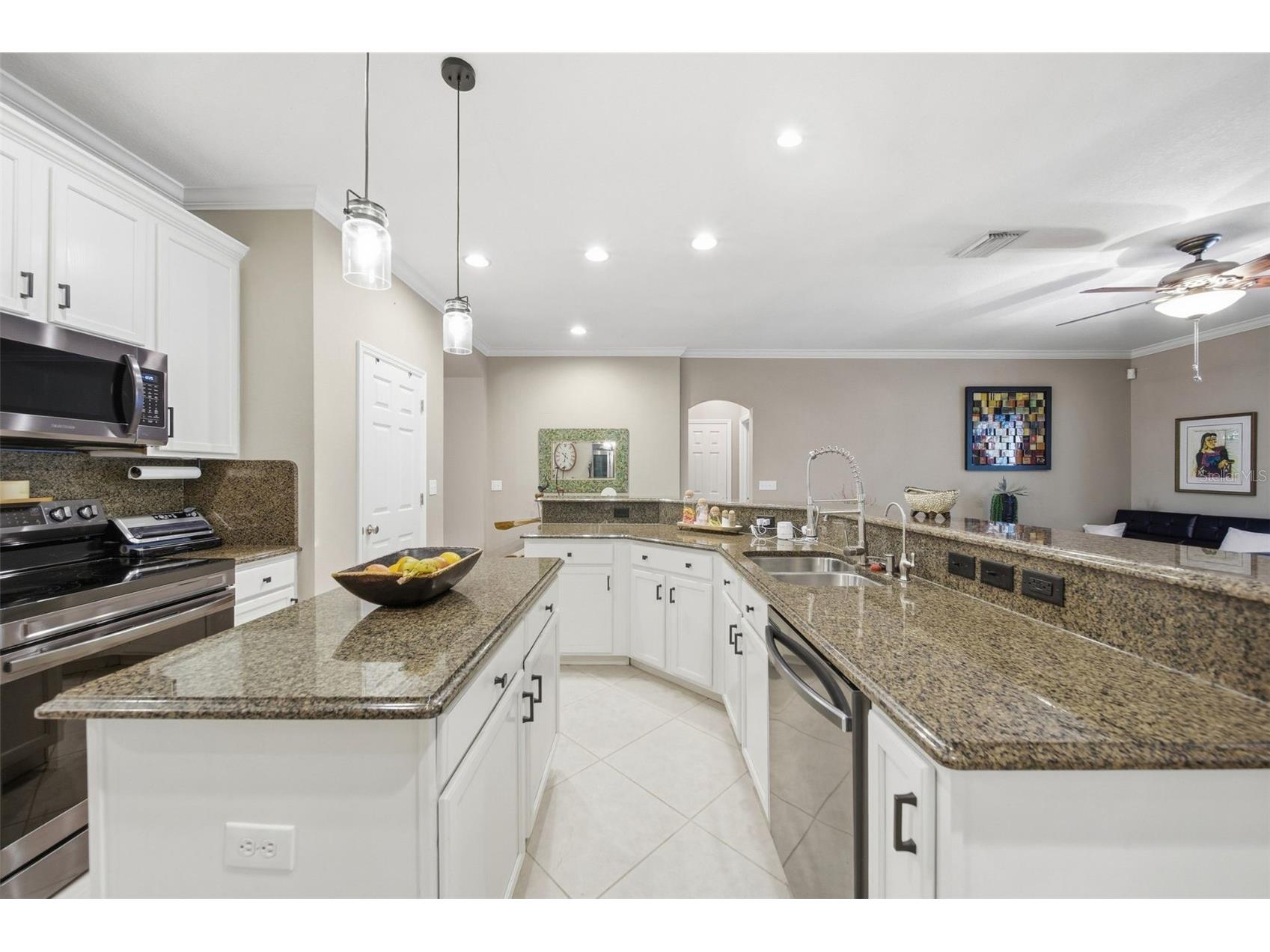 1605 Hidden Meadow Court Valrico FL 33594 TB8487073 image13