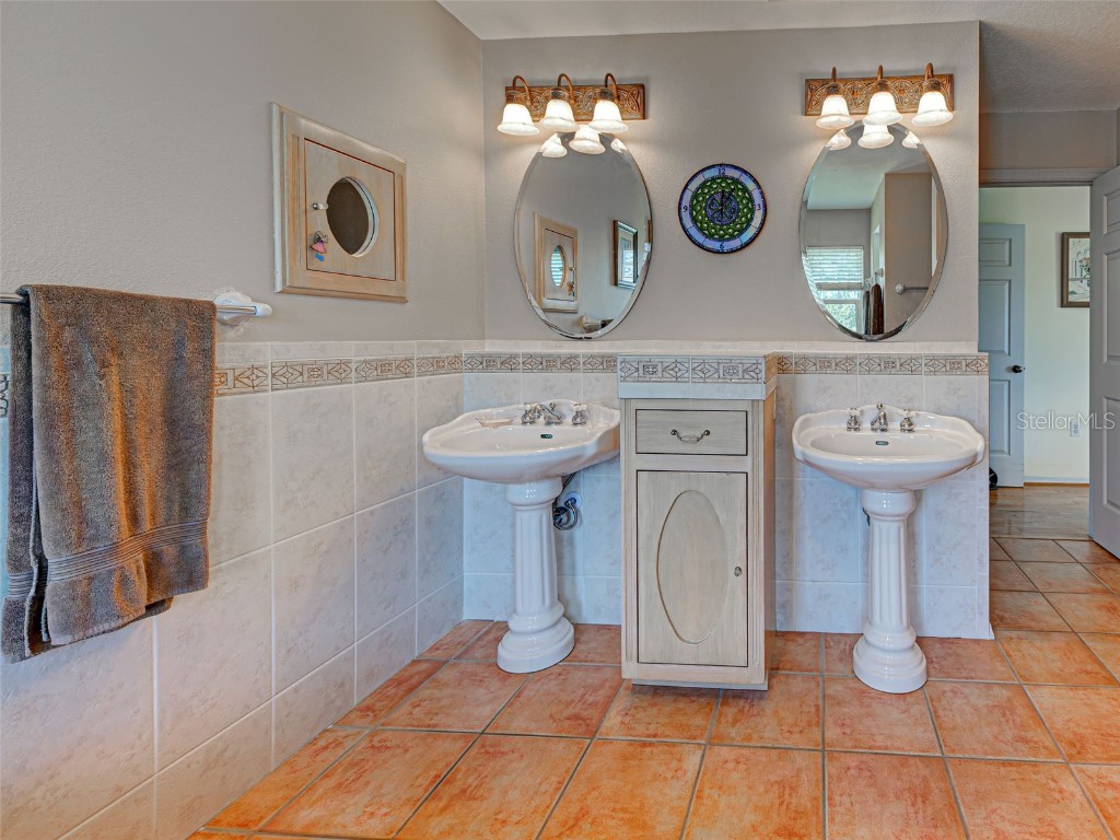 1605 Manor Road Englewood FL 34223 - AINGER CREEK D6142397 image31