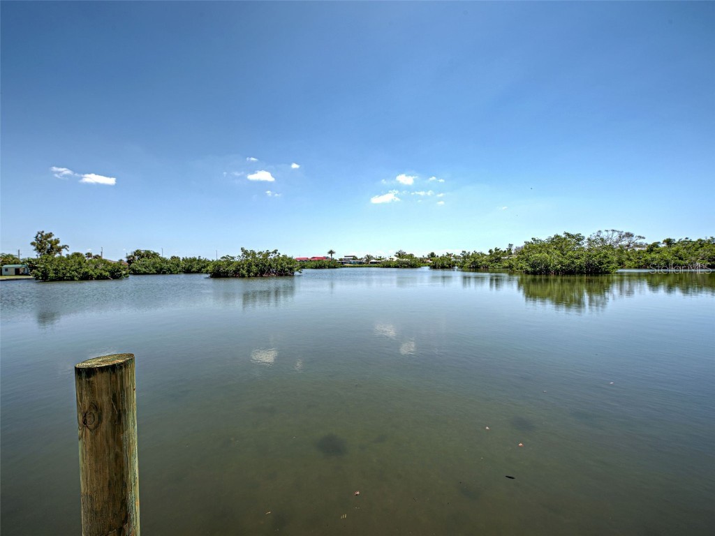 1605 Manor Road Englewood FL 34223 - AINGER CREEK D6142397 image58