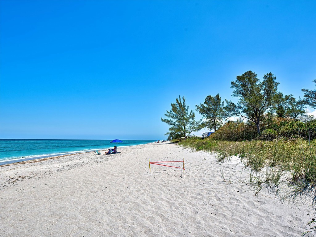 1605 Manor Road Englewood FL 34223 - AINGER CREEK D6142397 image61