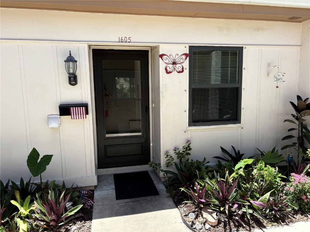 1605 Mission Hills Boulevard #D5 Clearwater FL 33759 TB8401385 image1