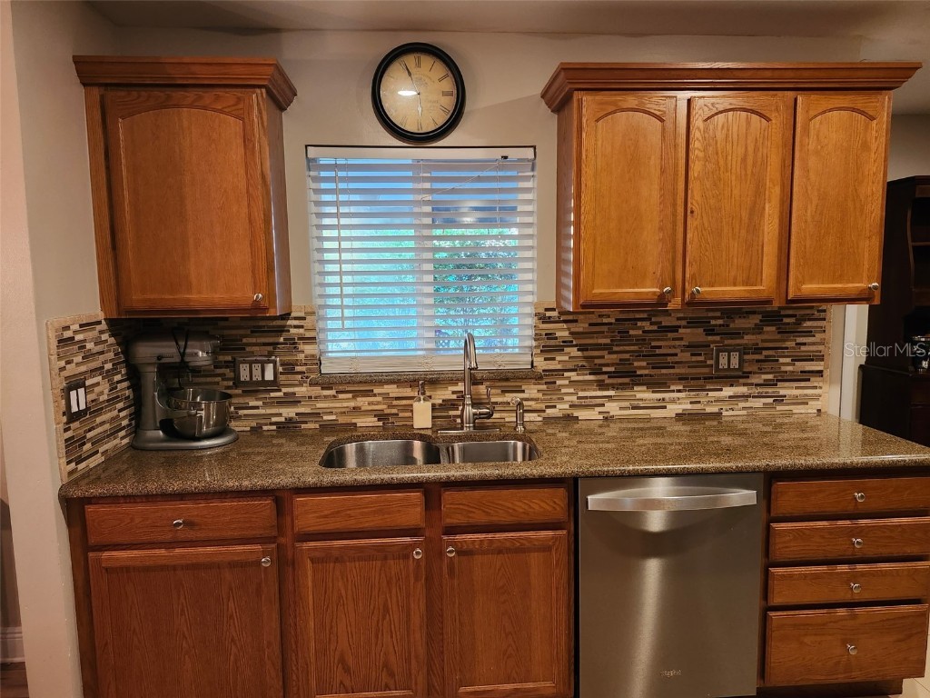 1605 Oakley Avenue Fort Myers FL 33901 C7508456 image20