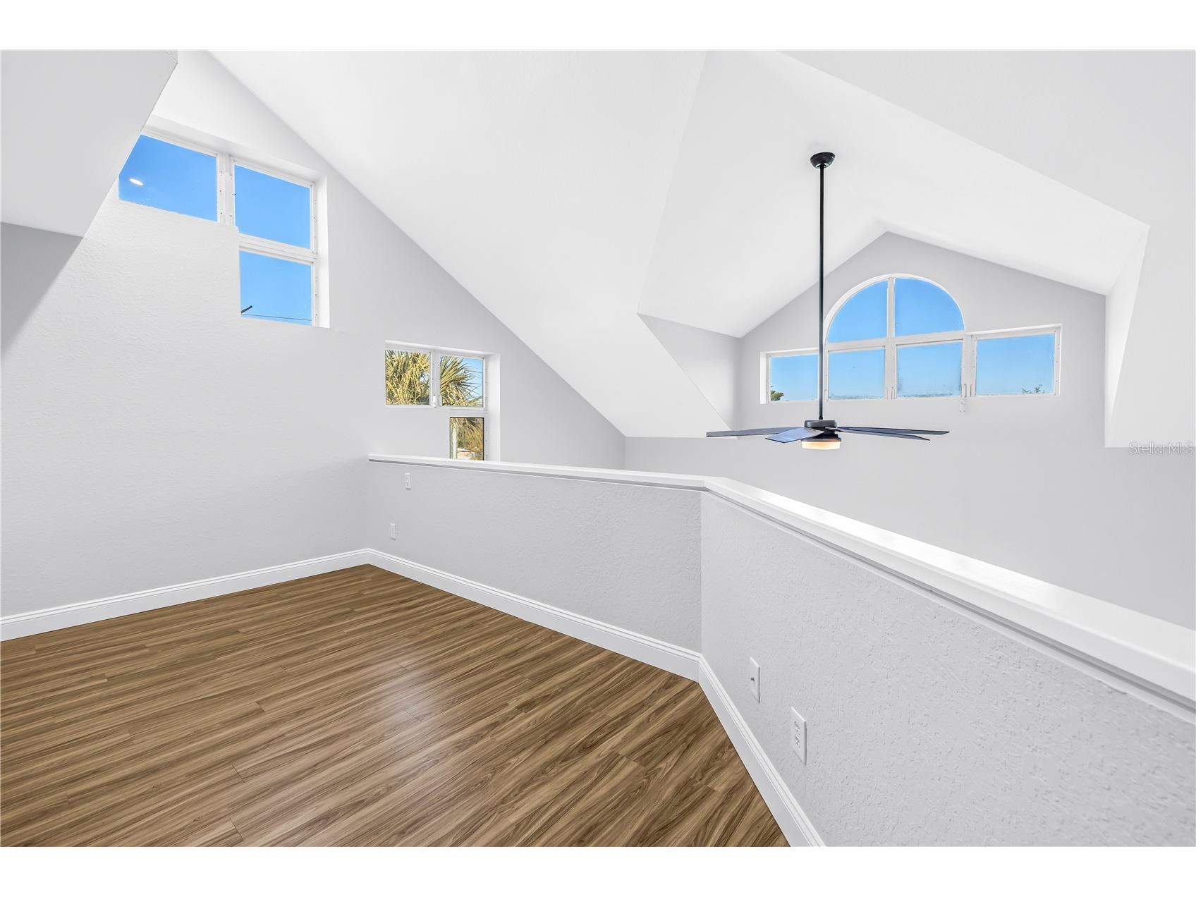 1605 Royal Palm Drive S #A Gulfport FL 33707 TB8463593 image20