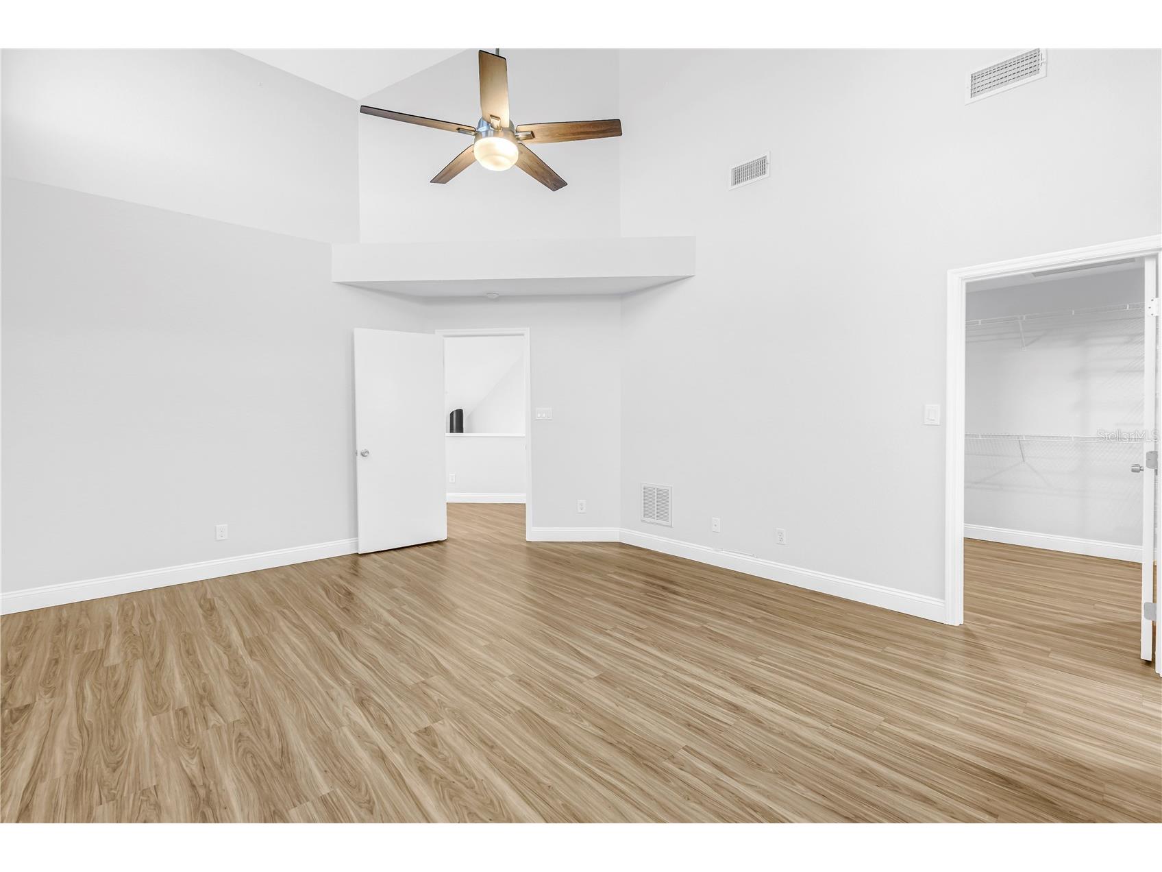 1605 Royal Palm Drive S #A Gulfport FL 33707 TB8463593 image22