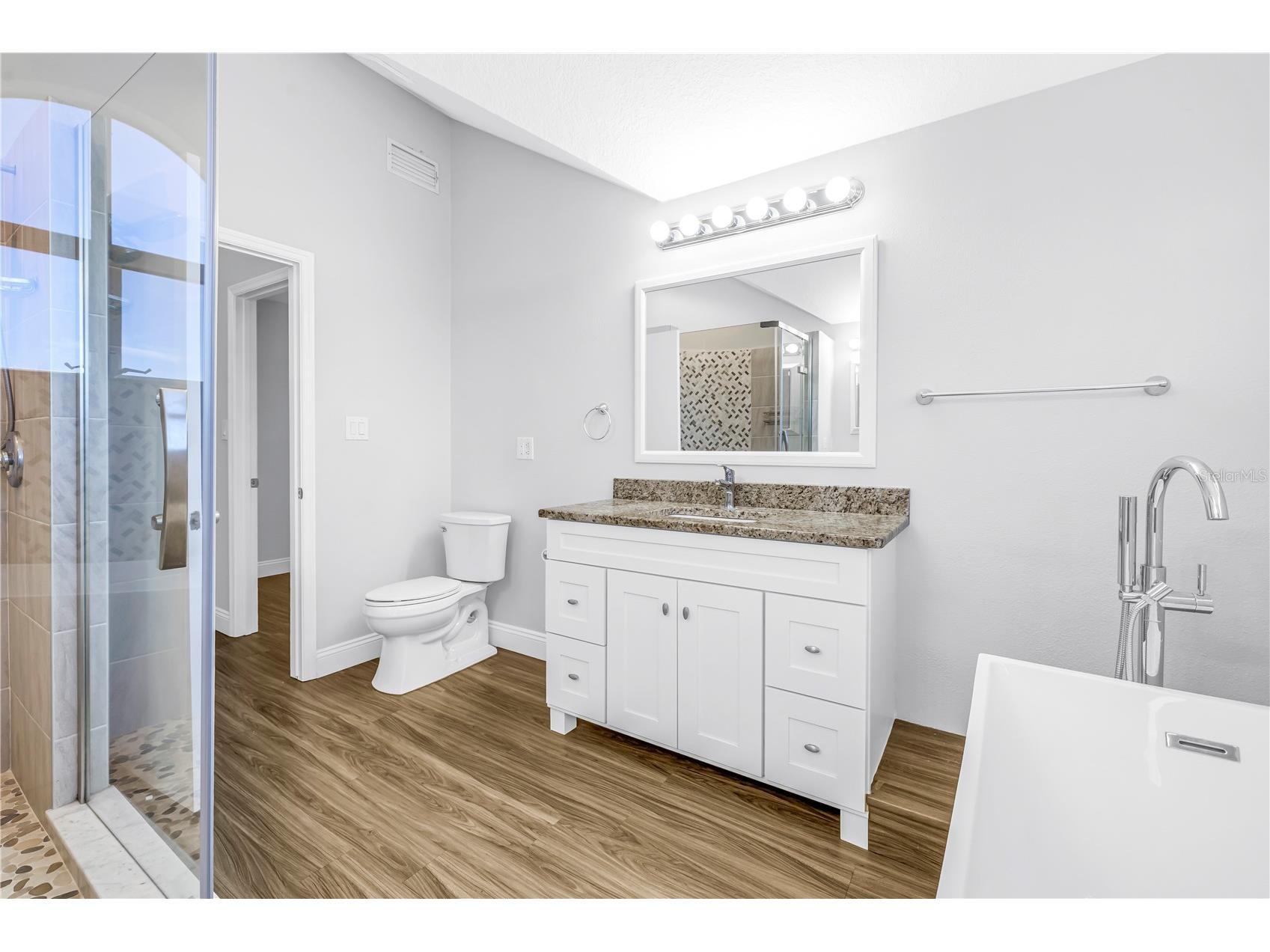 1605 Royal Palm Drive S #A Gulfport FL 33707 TB8463593 image28