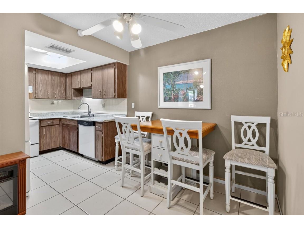 1605 Whitebridge Drive #B Palm Harbor FL 34684 TB8444503 image13