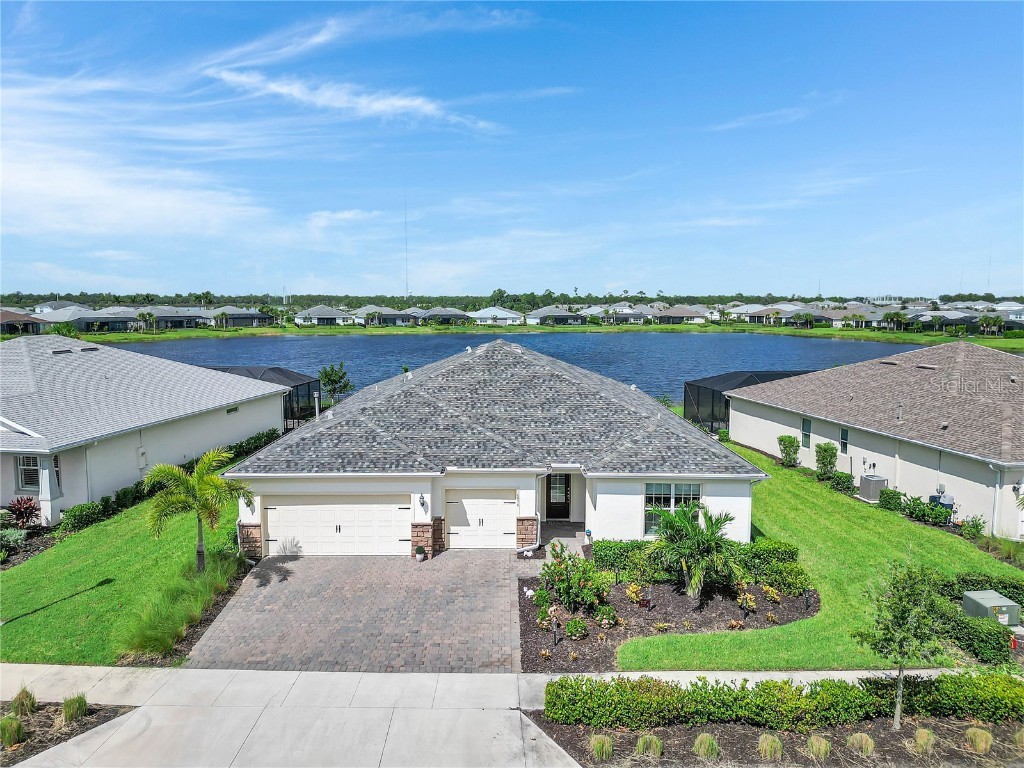16056 Shoreline Drive Punta Gorda FL 33982 C7515635 image1