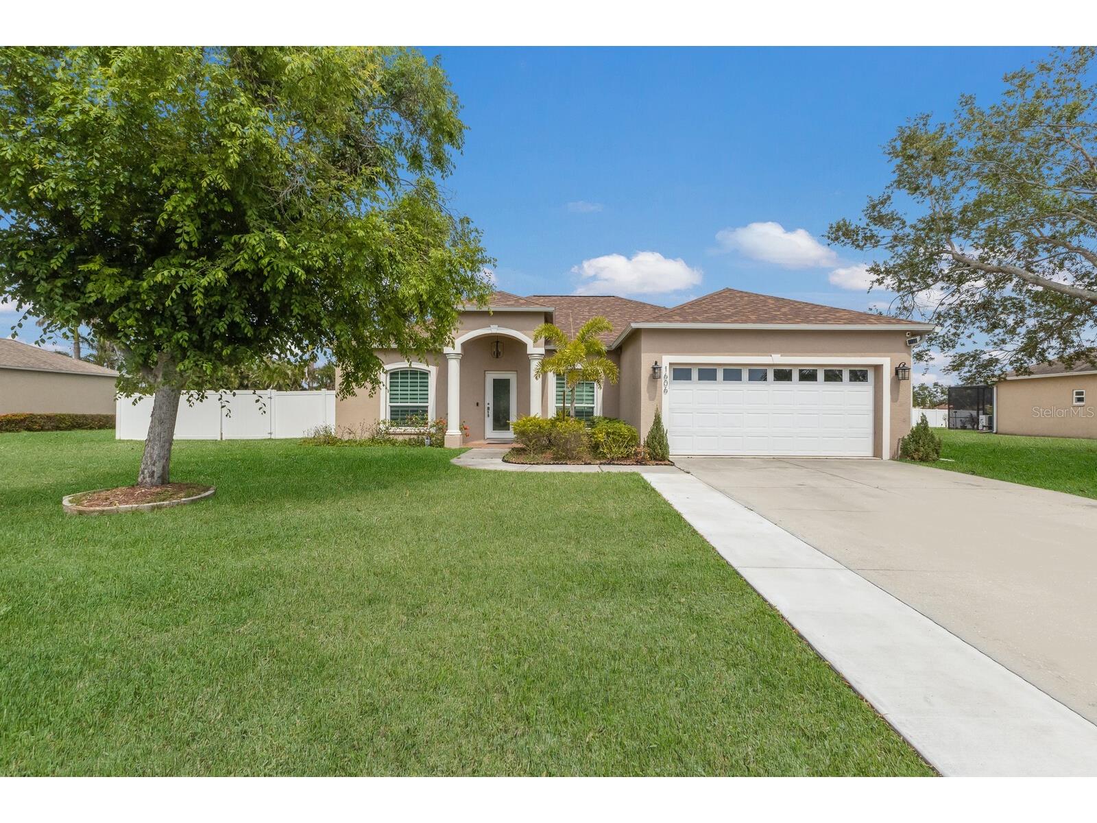 1606 22nd Avenue W Palmetto FL 34221 A4679517 image1