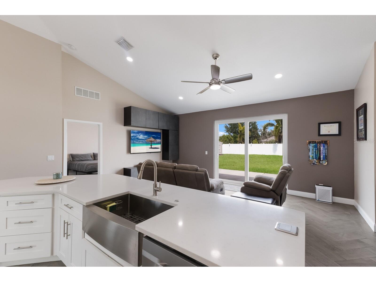 1606 22nd Avenue W Palmetto FL 34221 A4679517 image6
