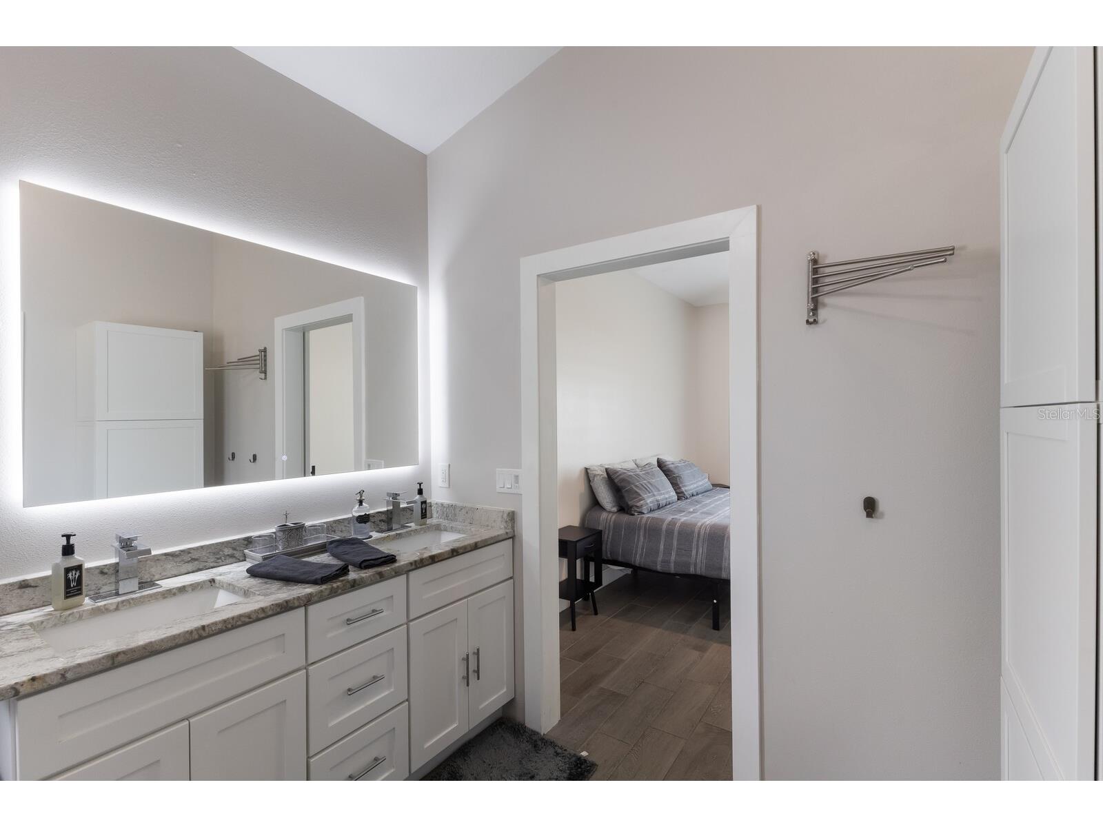 1606 22nd Avenue W Palmetto FL 34221 A4679517 image9
