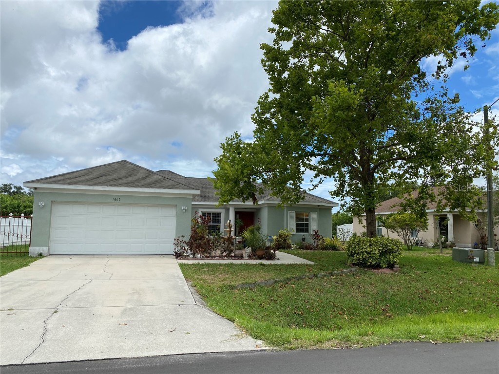 1606 36th Avenue E Bradenton FL 34208 A4614893 image1