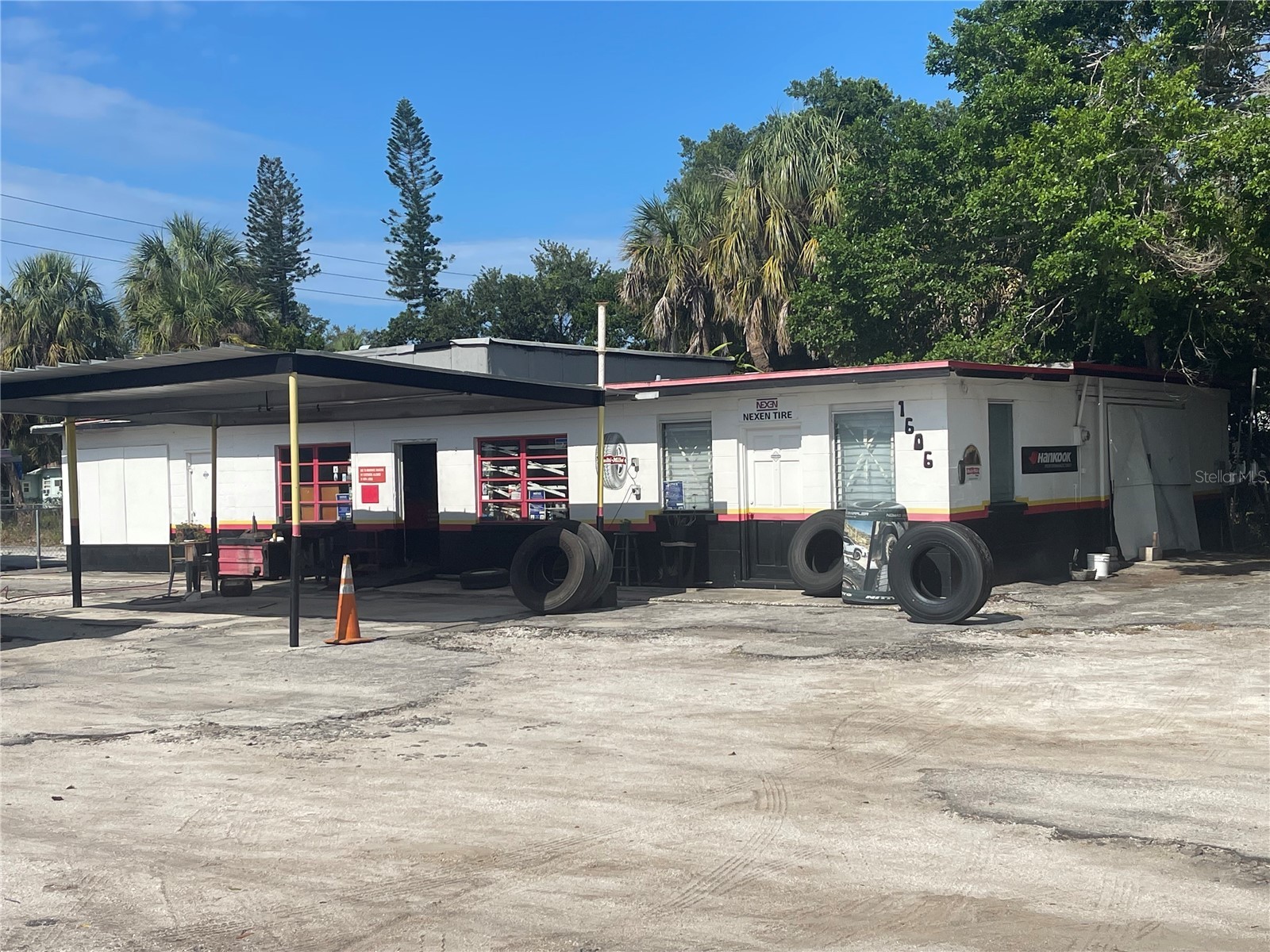 1606 9th Street W Bradenton FL 34205 A4693497 image1