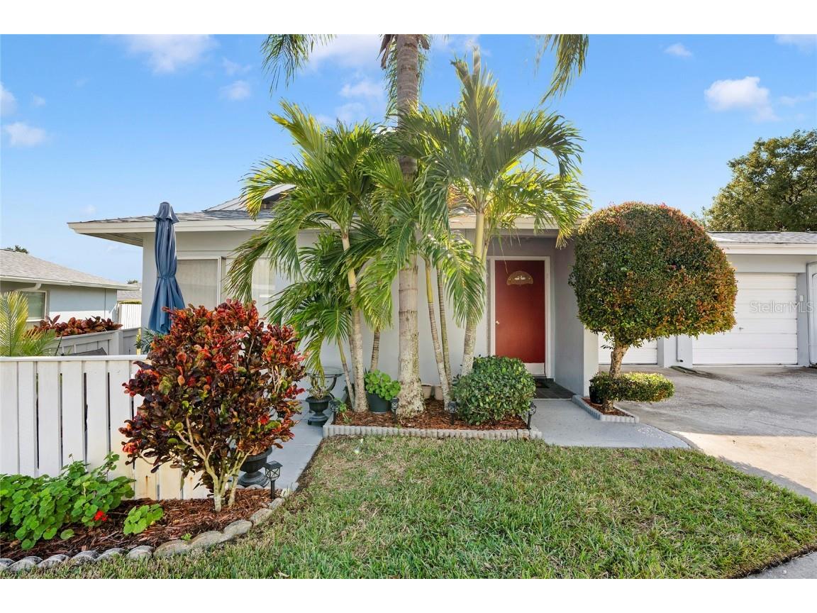 1606 Berwick Court #C Palm Harbor FL 34684 - LAKE TARPON TB8336253 image1
