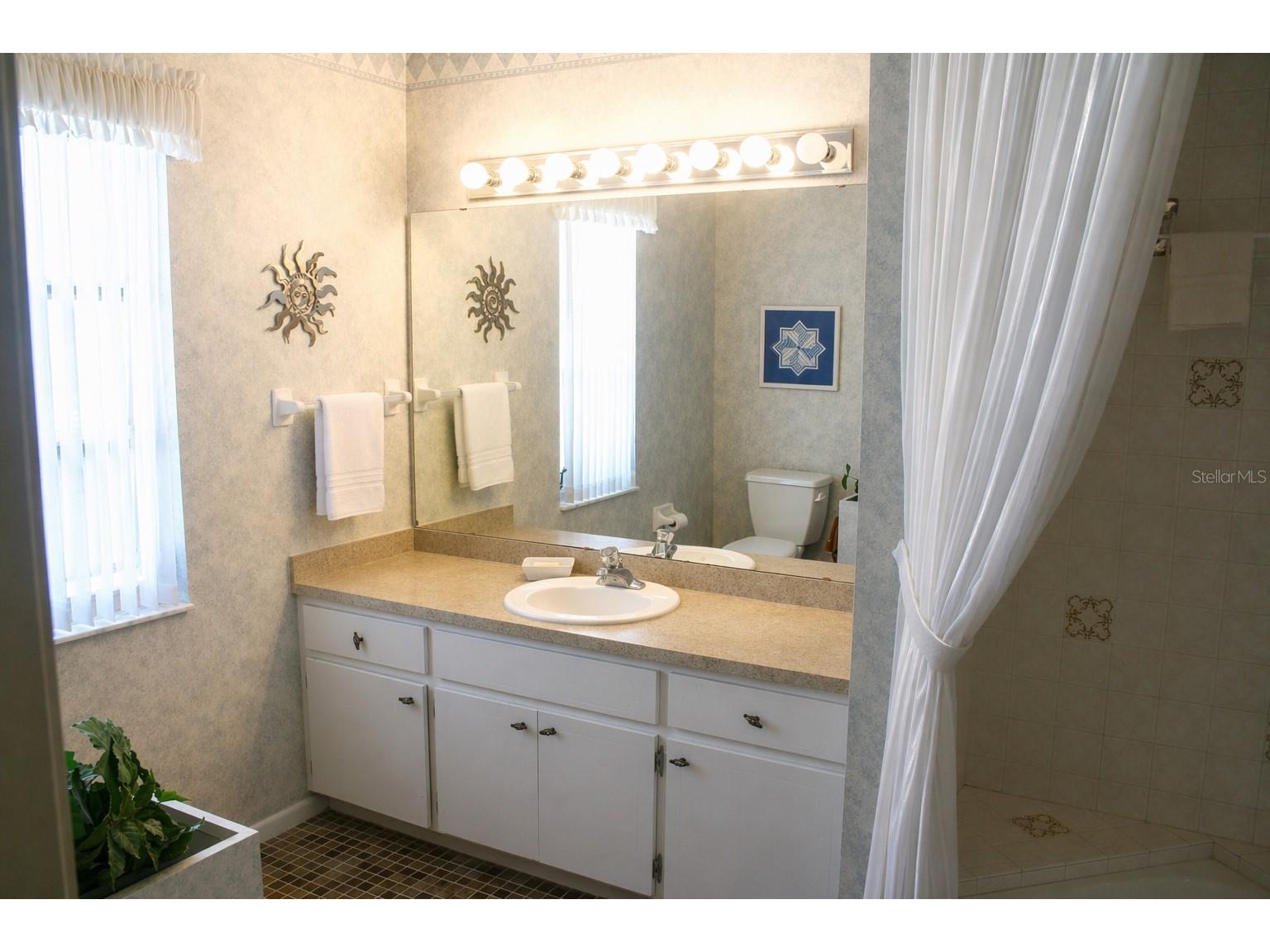 1606 Cypress Point Court Venice FL 34293 A4690114 image8