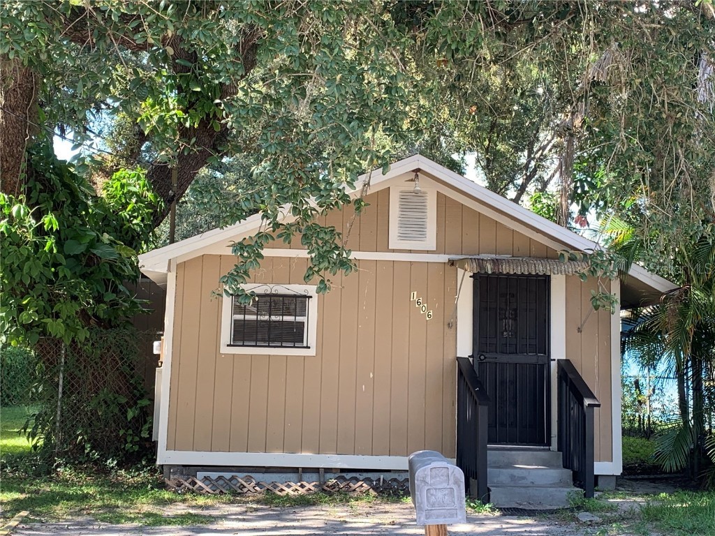 1606 E Osborne Avenue Tampa FL 33610 T3433790 image1
