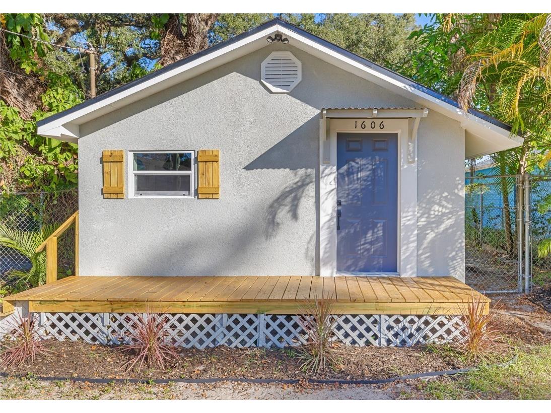 1606 E Osborne Avenue Tampa FL 33610 U8231232 image1