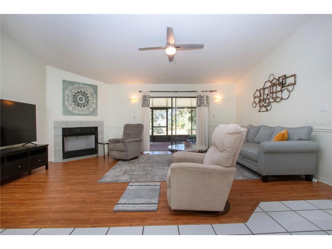 1606 Loghill Place Brandon FL 33510 A4675323 image9