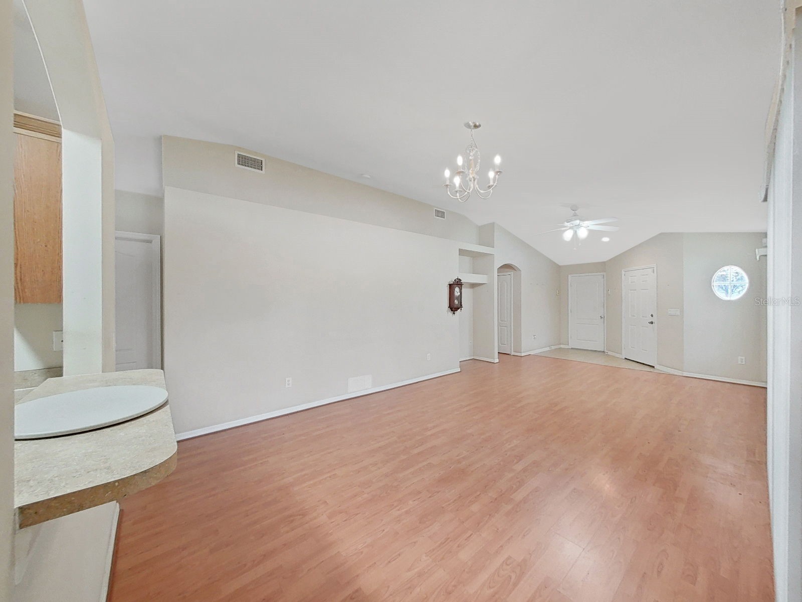 1606 Marsh Wood Drive Seffner FL 33584 TB8478465 image45