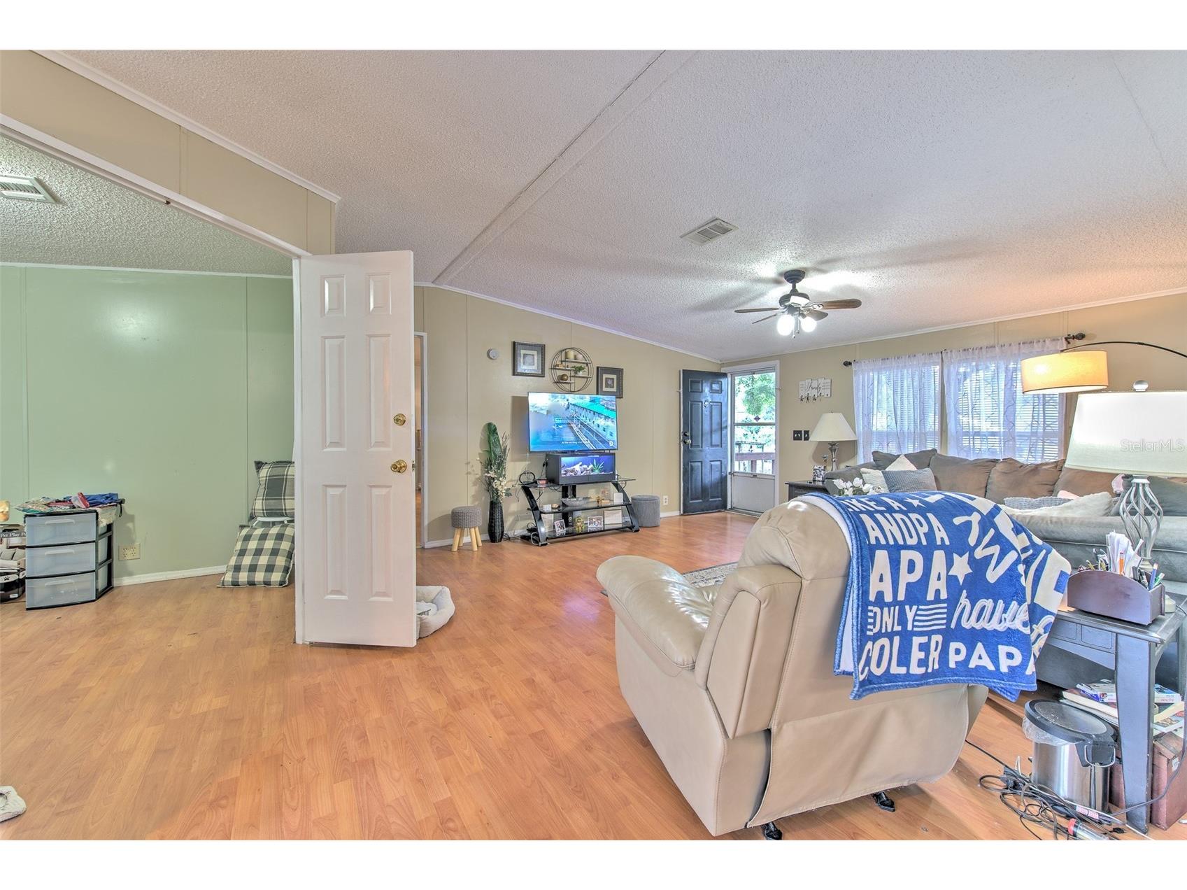 1606 N Kingsway Rd Seffner FL 33584 TB8530178 image5
