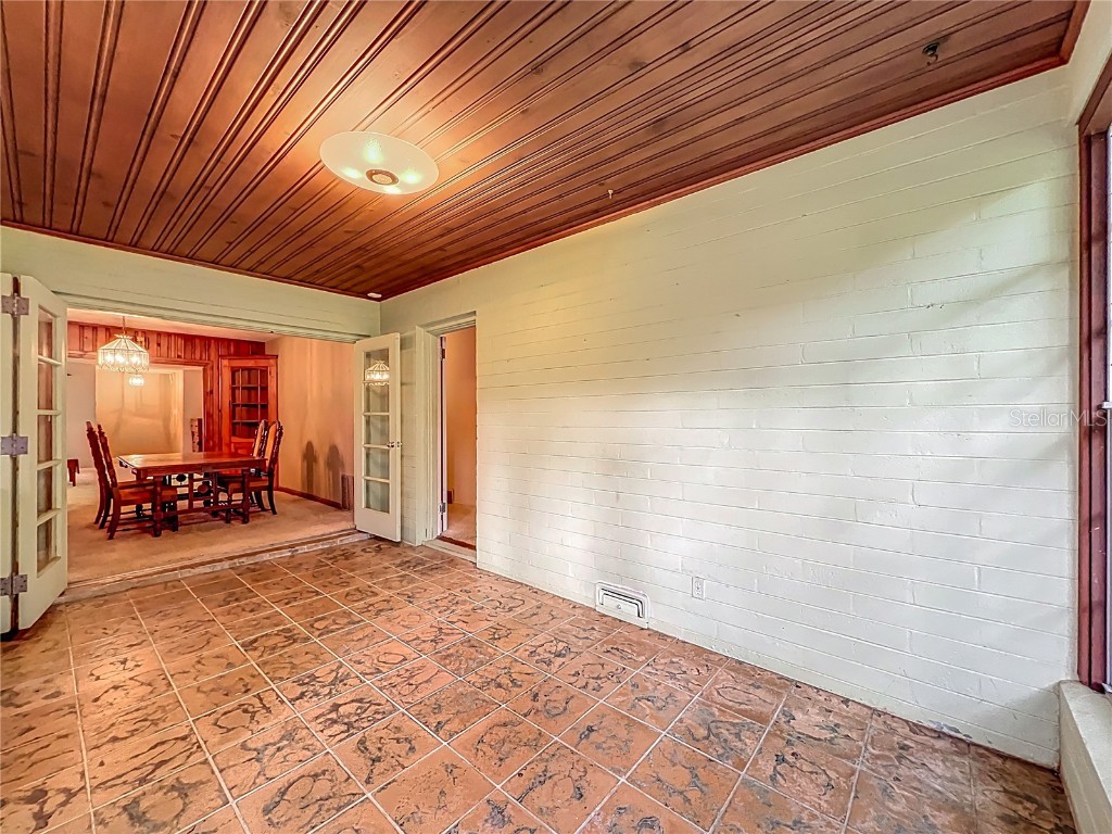 1606 Orangewood Avenue Orlando FL 32806 O6320290 image25