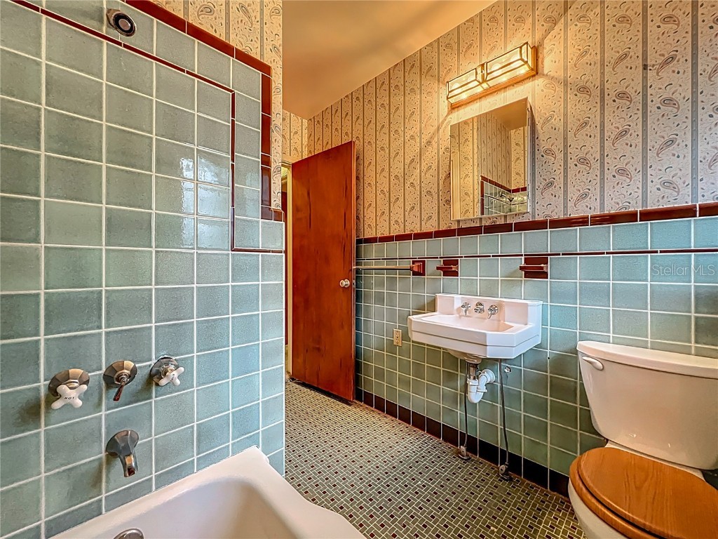 1606 Orangewood Avenue Orlando FL 32806 O6320290 image27