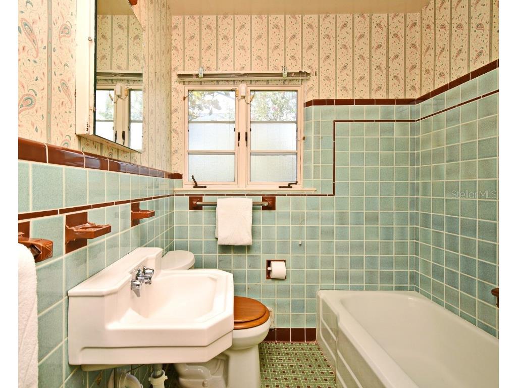 1606 Orangewood Avenue Orlando FL 32806 O6320290 image29